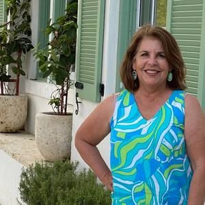 Meet your Posher, Amy